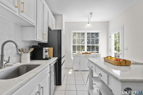 89 Sterling Drive Newington CT 06111
