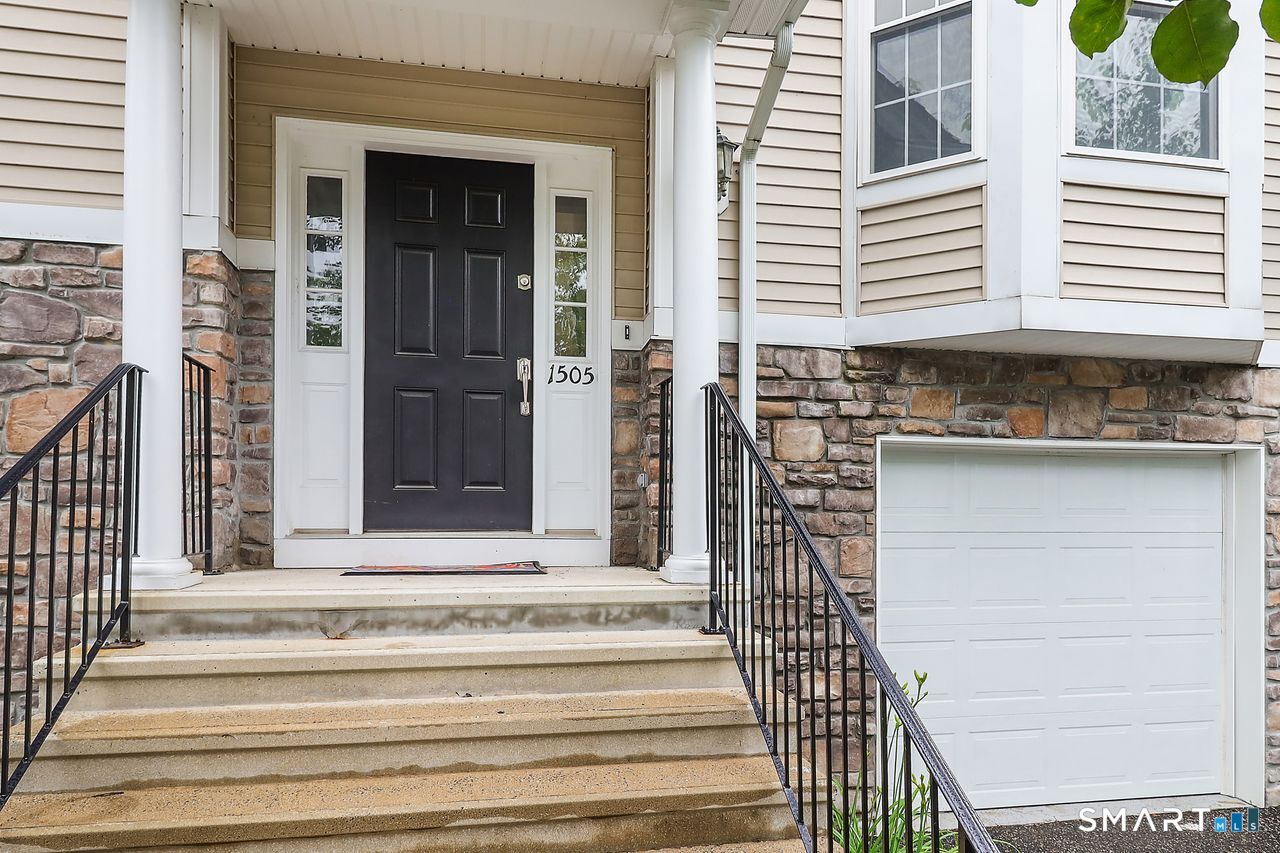1505 Sienna Drive Danbury CT 06810