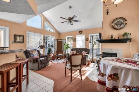 44 Carriage Crossing Lane Middletown CT 06457