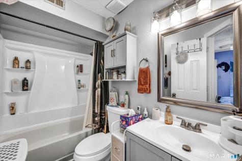 44 Carriage Crossing Lane Middletown CT 06457