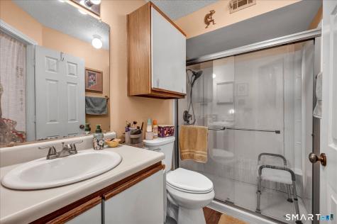 44 Carriage Crossing Lane Middletown CT 06457