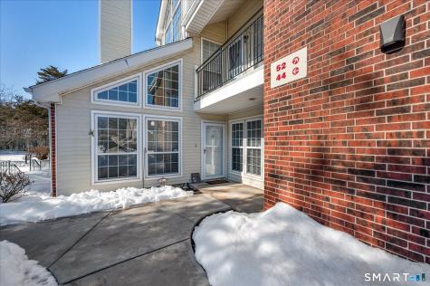 44 Carriage Crossing Lane Middletown CT 06457