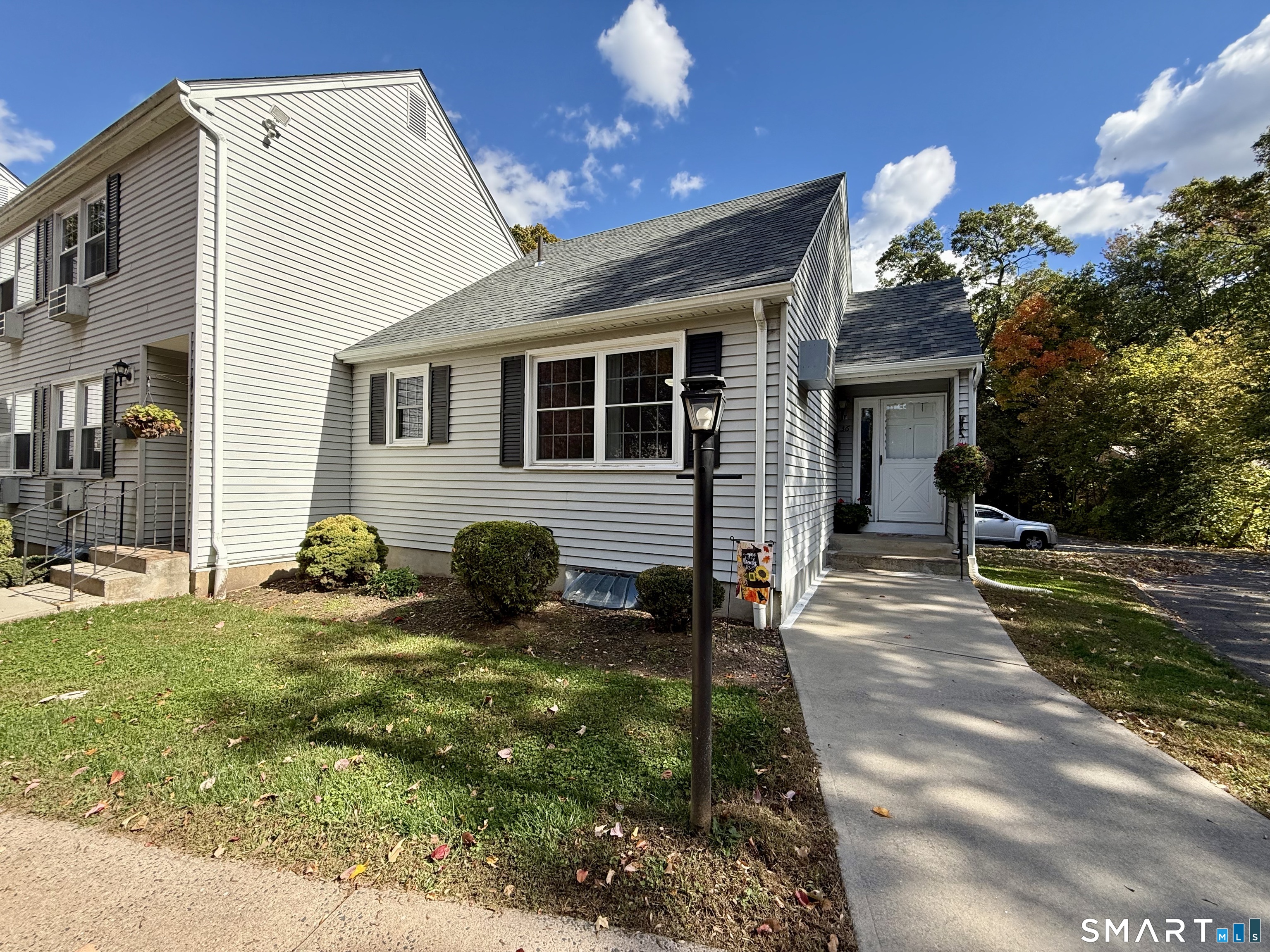 36 Grove Street Manchester CT 06042