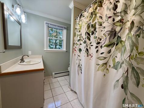 36 Grove Street Manchester CT 06042