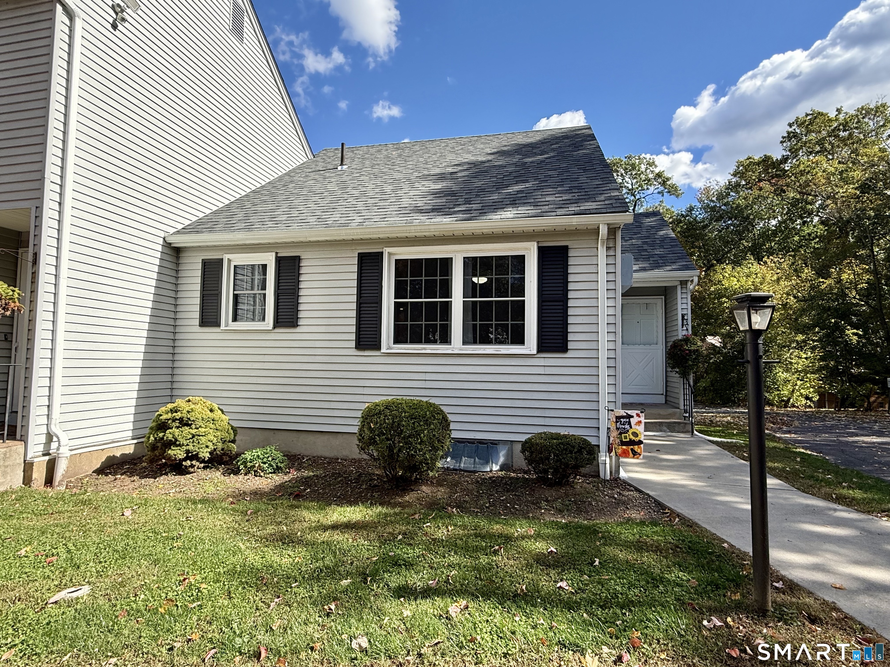 36 Grove Street Manchester CT 06042