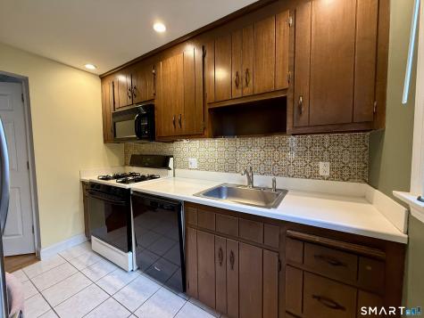 36 Grove Street Manchester CT 06042