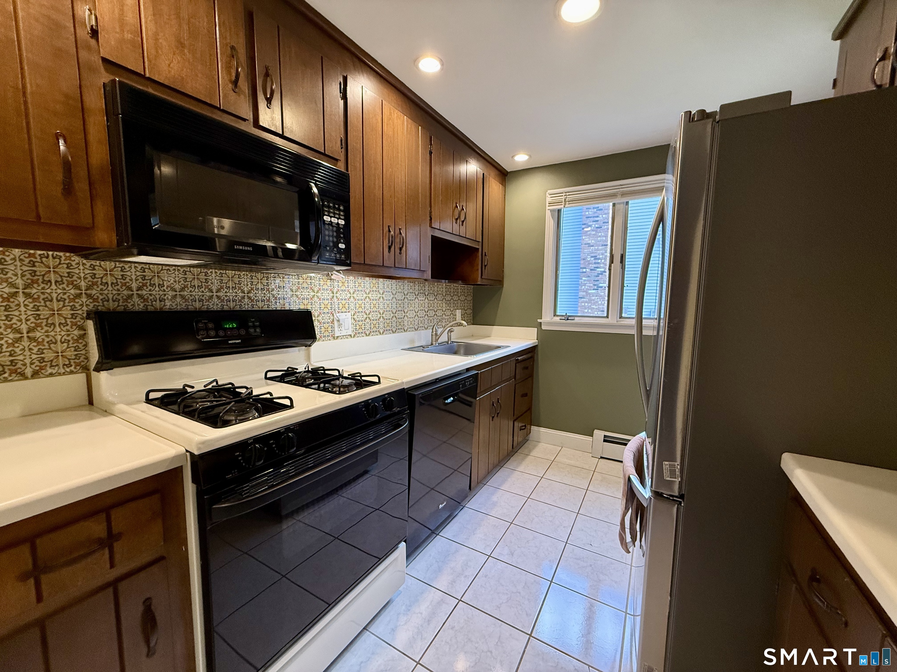 36 Grove Street Manchester CT 06042