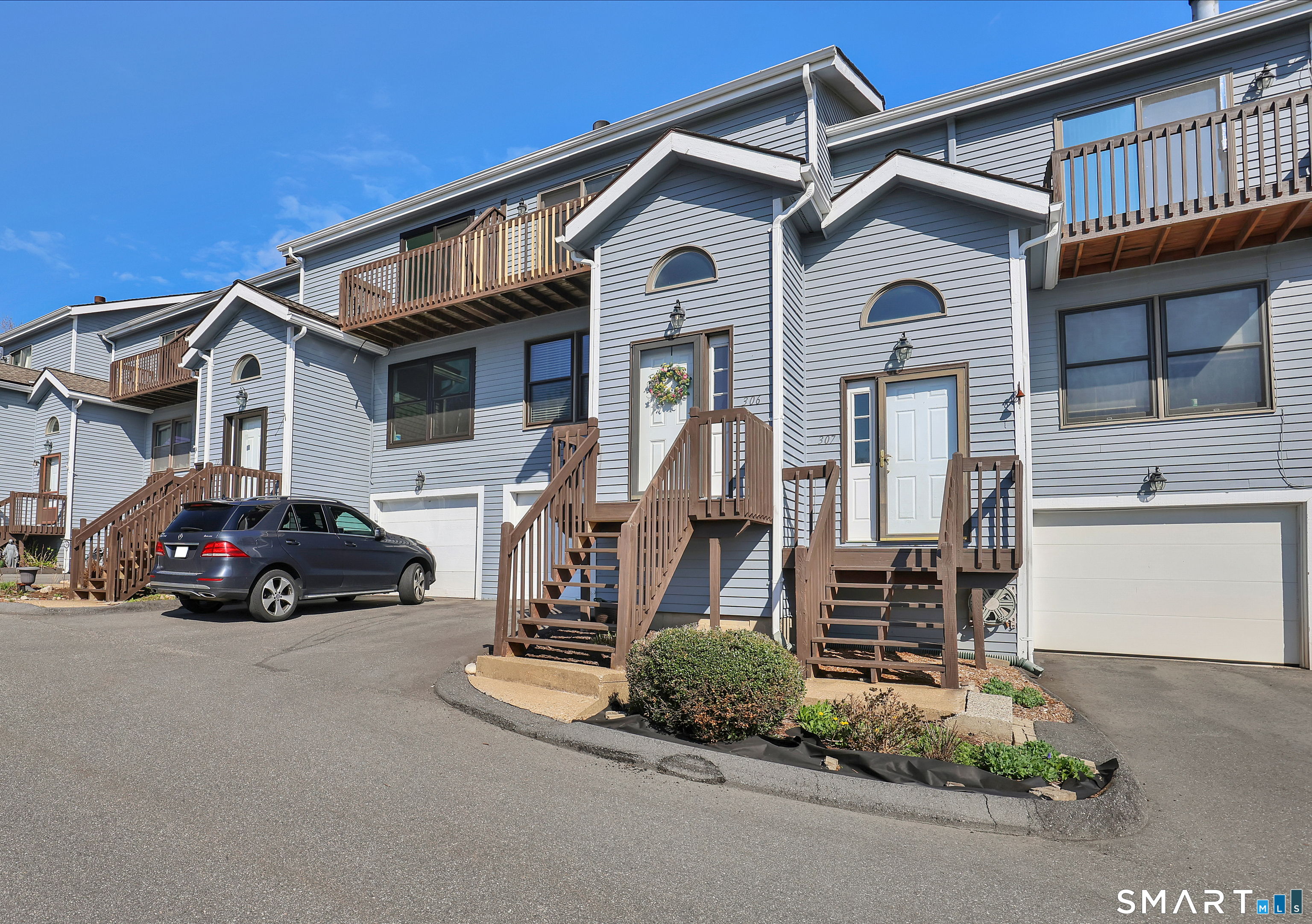 306 Lake Vista Drive East Hampton CT 06424
