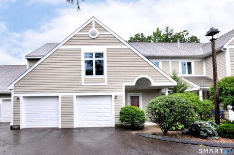 8 Centerbrook Court Avon CT 06001