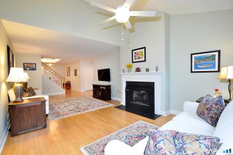 8 Centerbrook Court Avon CT 06001