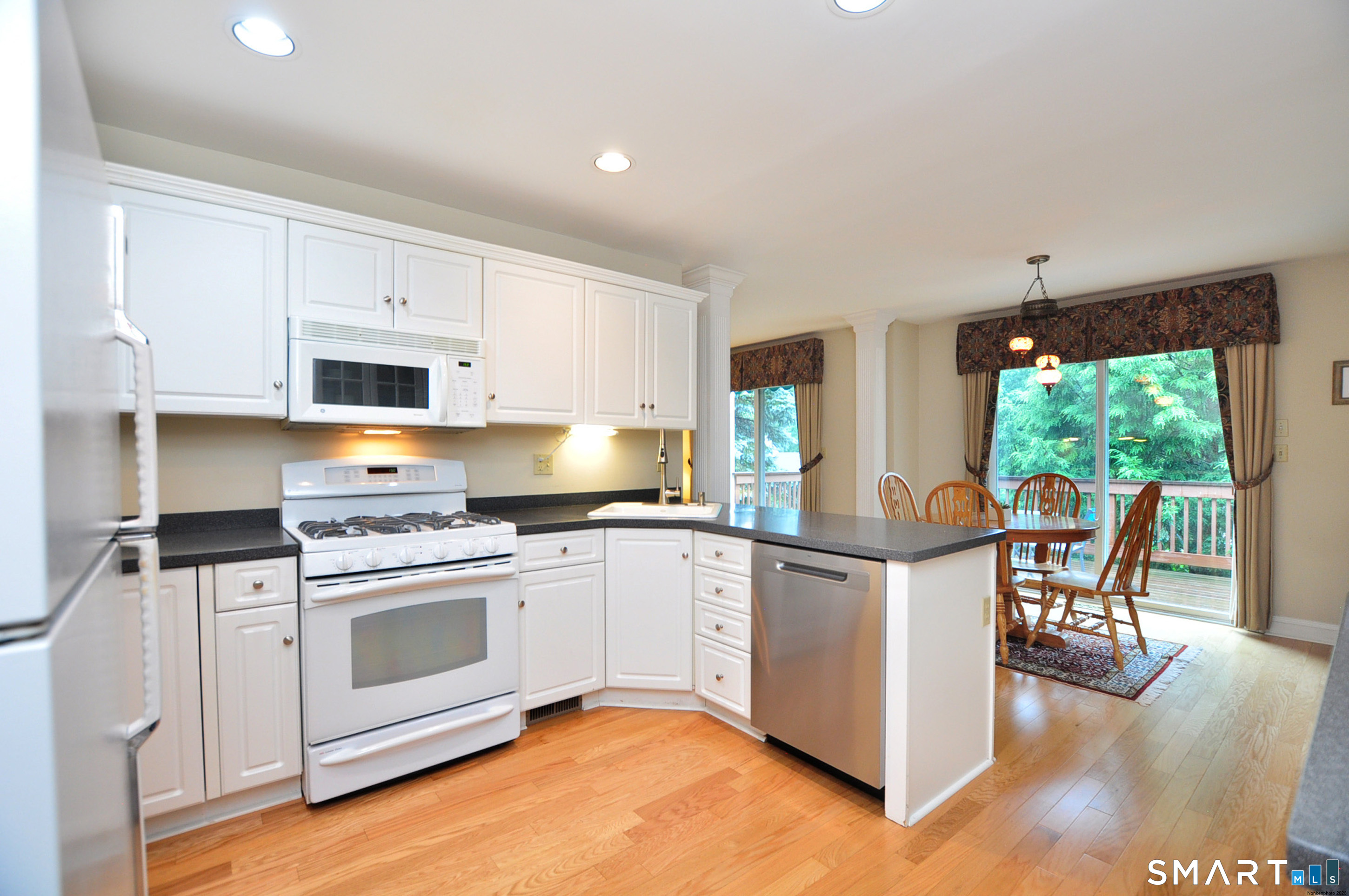 8 Centerbrook Court Avon CT 06001
