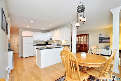8 Centerbrook Court Avon CT 06001