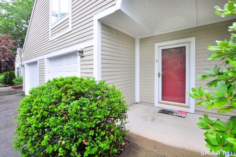 8 Centerbrook Court Avon CT 06001