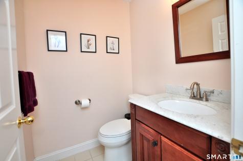 8 Centerbrook Court Avon CT 06001