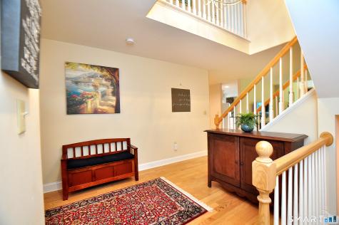8 Centerbrook Court Avon CT 06001