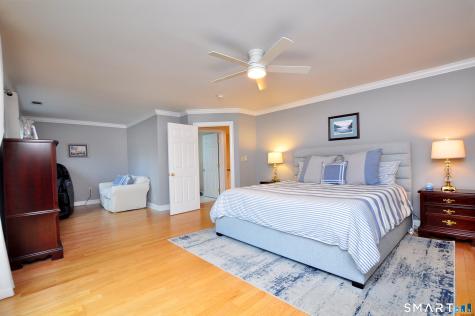 8 Centerbrook Court Avon CT 06001