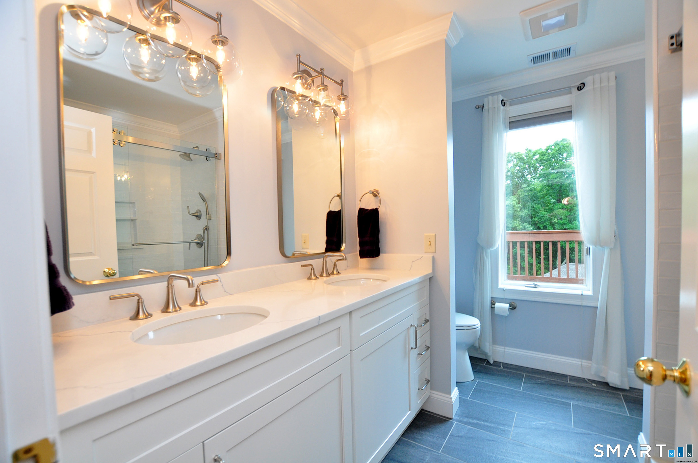 8 Centerbrook Court Avon CT 06001