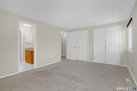 32 Conestoga Way Glastonbury CT 06033