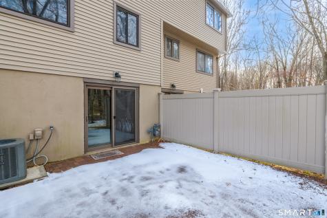 32 Conestoga Way Glastonbury CT 06033