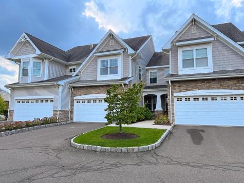 10 Sampson Terrace Danbury CT 06810