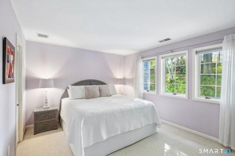 112 Winterbourne Lane Canton CT 06019