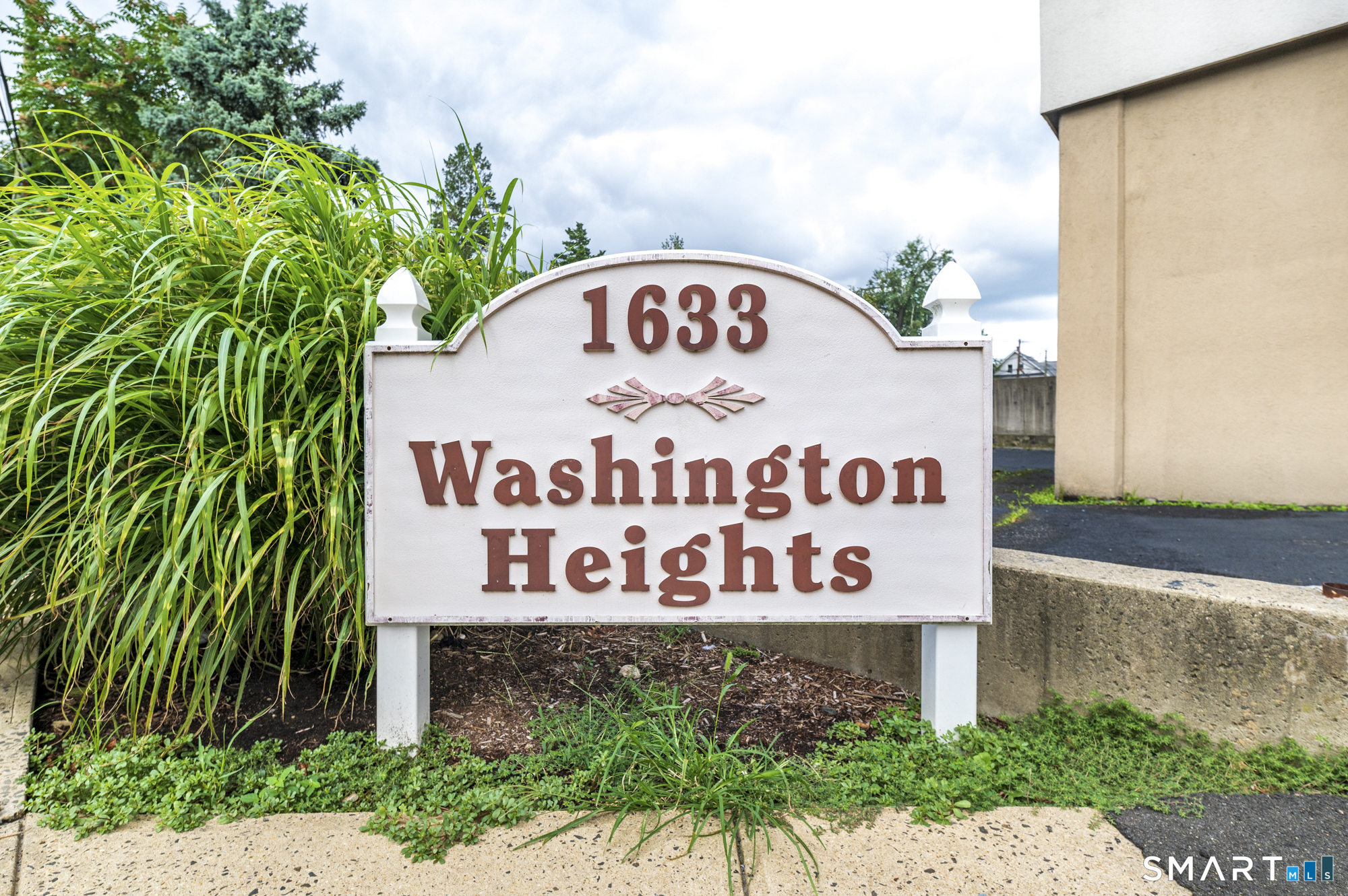 1633 Washington Boulevard Stamford CT 06902