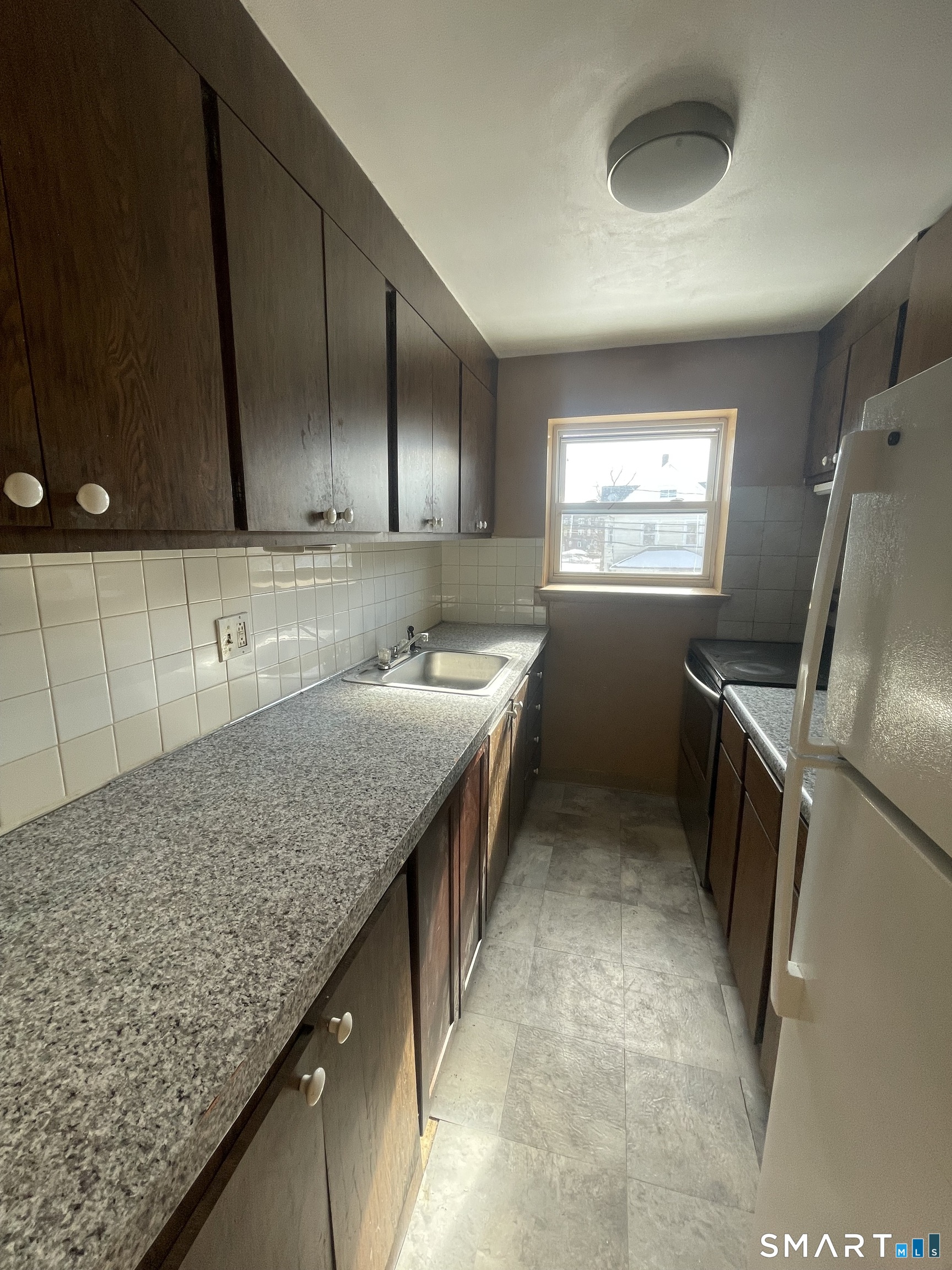 24 Merrill Street Hartford CT 06106