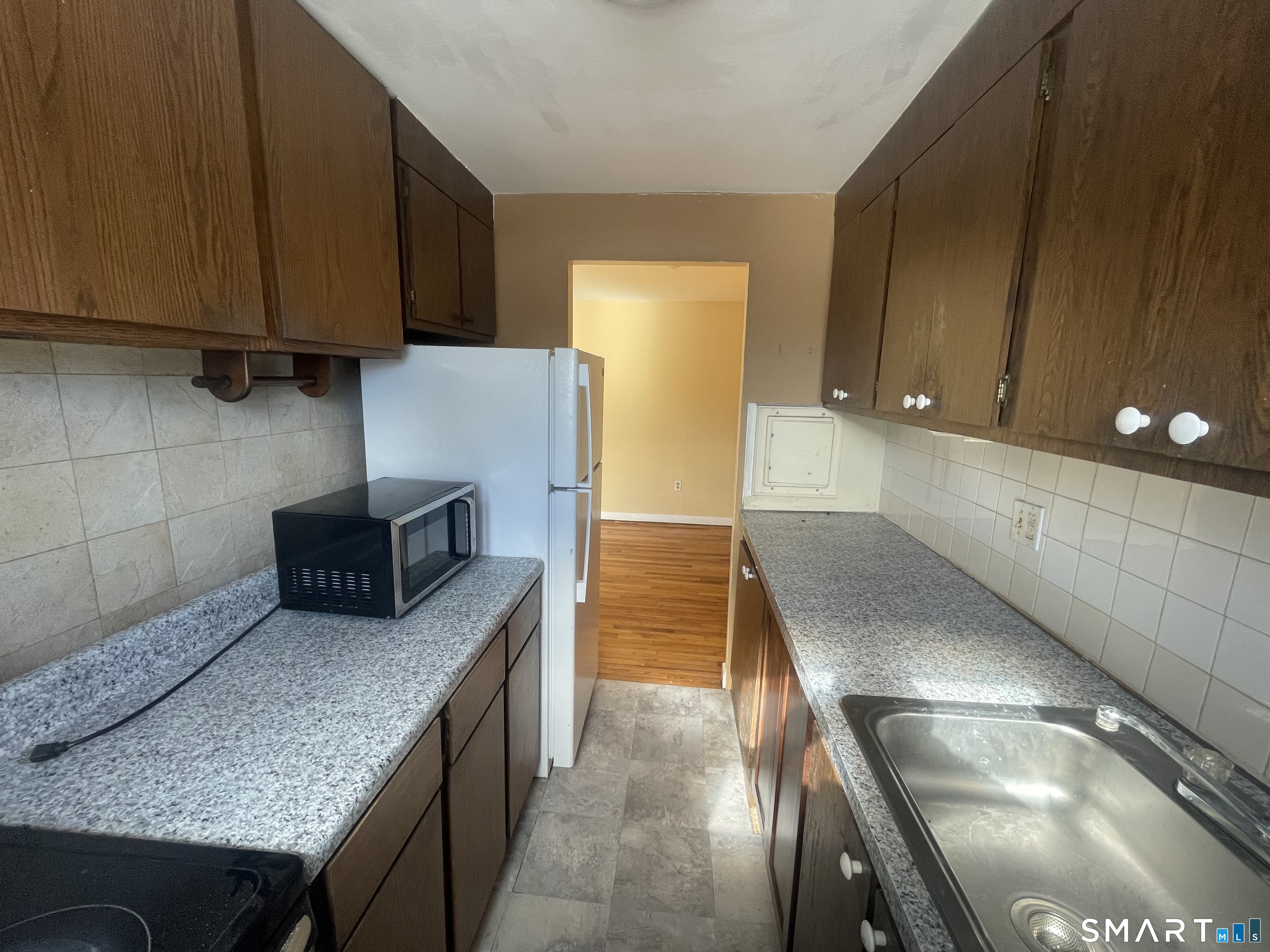 24 Merrill Street Hartford CT 06106