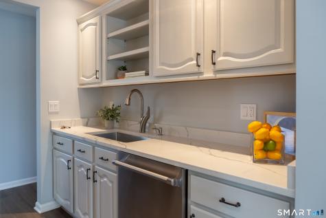 223 Mayfield Drive Trumbull CT 06611