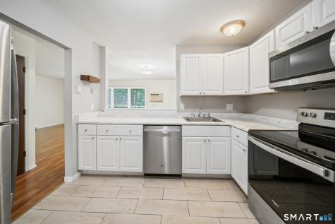 Farmington CT 06032