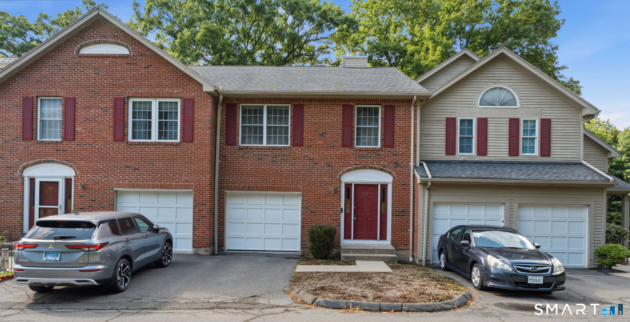 102 Crown Ridge Newington CT 06111