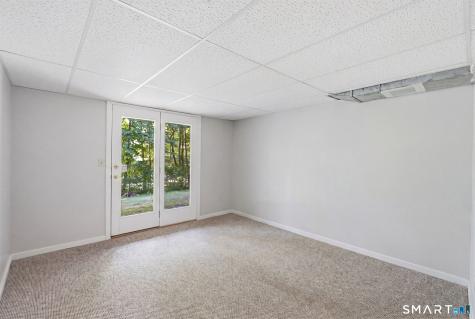 102 Crown Ridge Newington CT 06111
