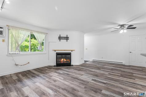 8 Rose Lane Danbury CT 06811