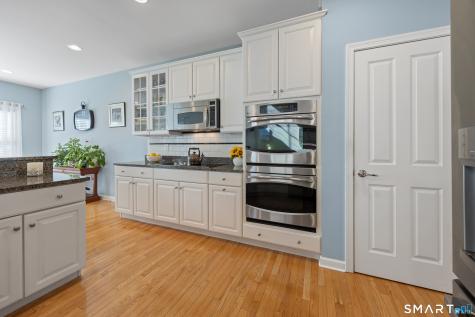 30 Wadsworth Lane Wallingford CT 06492