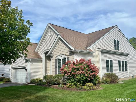 30 Wadsworth Lane Wallingford CT 06492