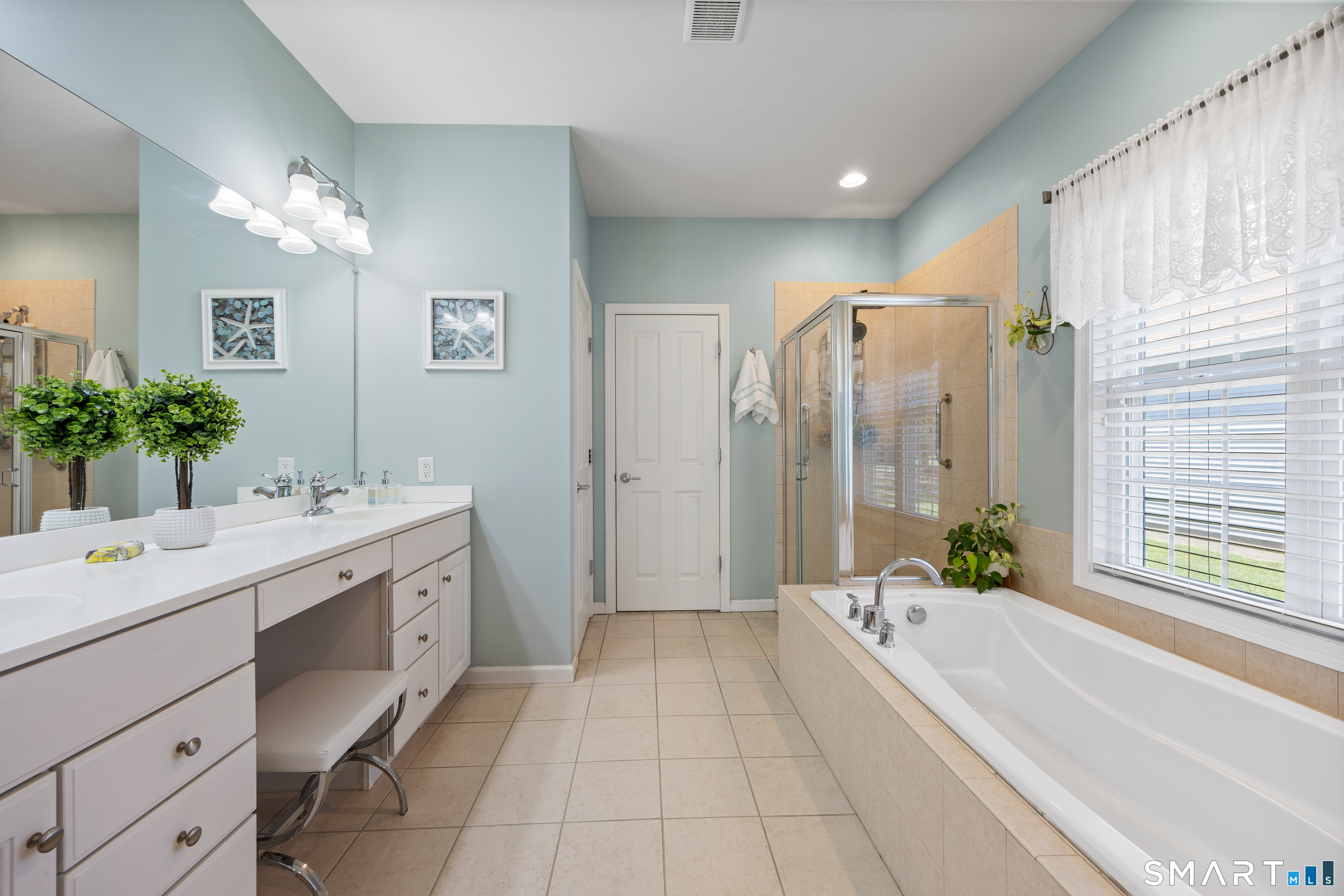 30 Wadsworth Lane Wallingford CT 06492