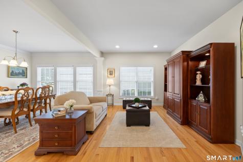 30 Wadsworth Lane Wallingford CT 06492