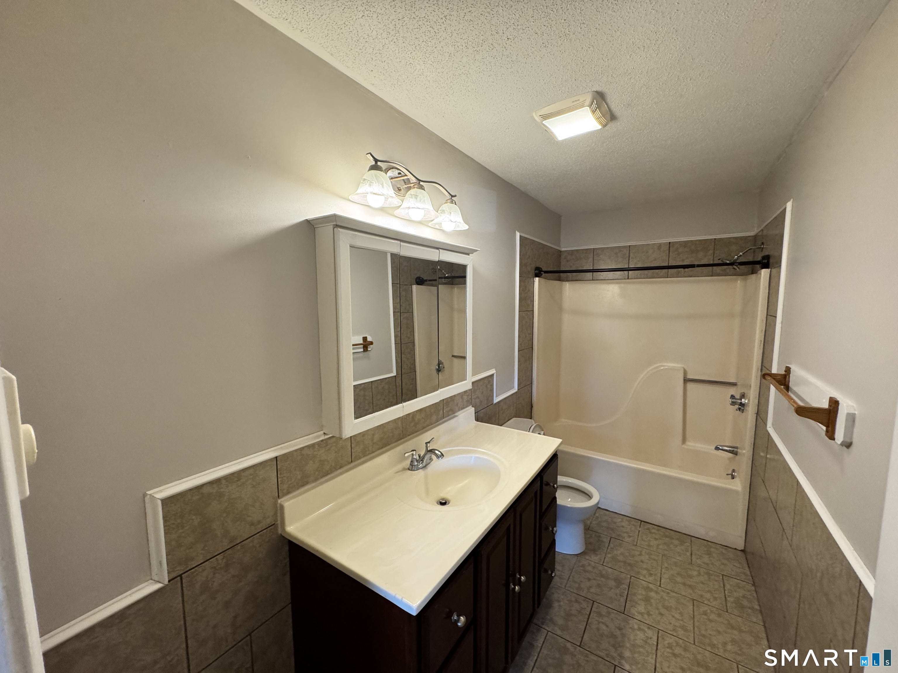 515 Scott Road Waterbury CT 06705