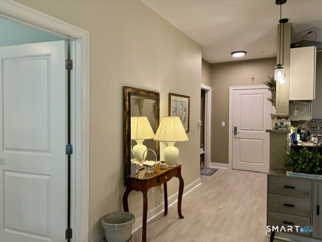 38 Hope Street East Lyme CT 06357