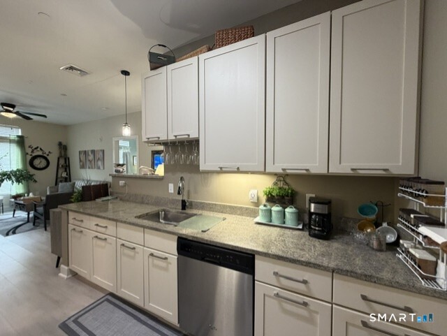 38 Hope Street East Lyme CT 06357