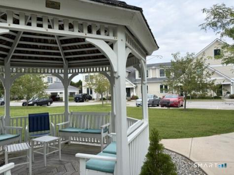 38 Hope Street East Lyme CT 06357