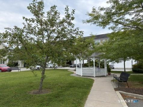 38 Hope Street East Lyme CT 06357