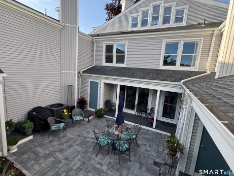 175 South End Road East Haven CT 06512