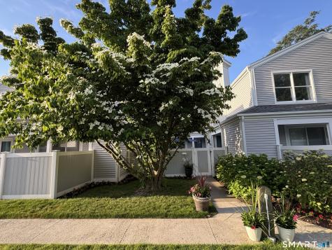 175 South End Road East Haven CT 06512