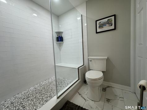 175 South End Road East Haven CT 06512