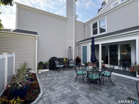 175 South End Road East Haven CT 06512