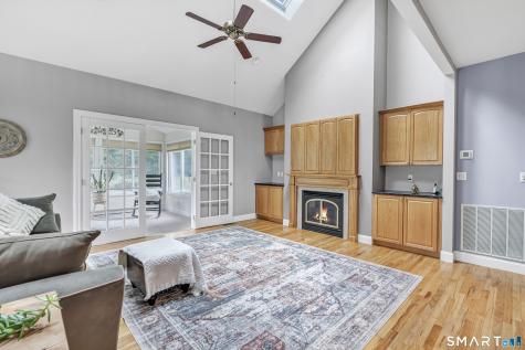 132 Meadow Brook Road Oxford CT 06478