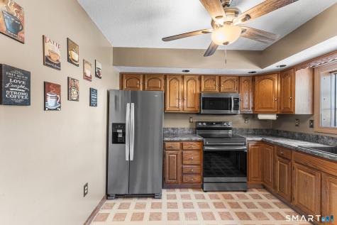 882 North Colony Road Meriden CT 06450