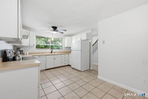 44 Conestoga Way Glastonbury CT 06033