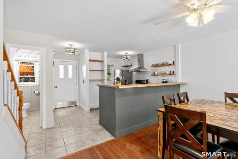 57 Meetinghouse Village Meriden CT 06450